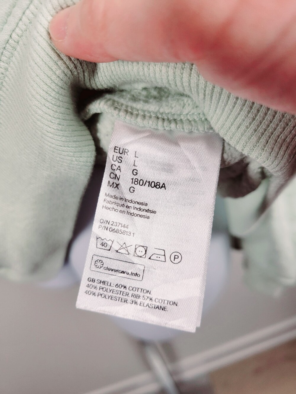 2/$20 H&M Mint Green Sweatshirt Top Size: Large - Picture 7 of 9